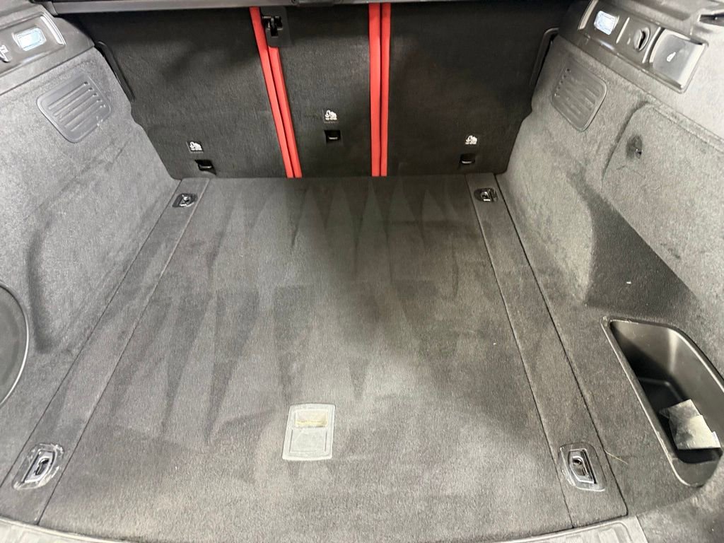 Used 2024 Alfa Romeo Stelvio Veloce image 33