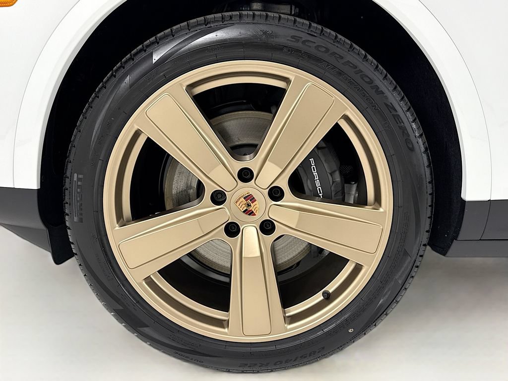 New 2026 Porsche Cayenne AWD/4WD image 35