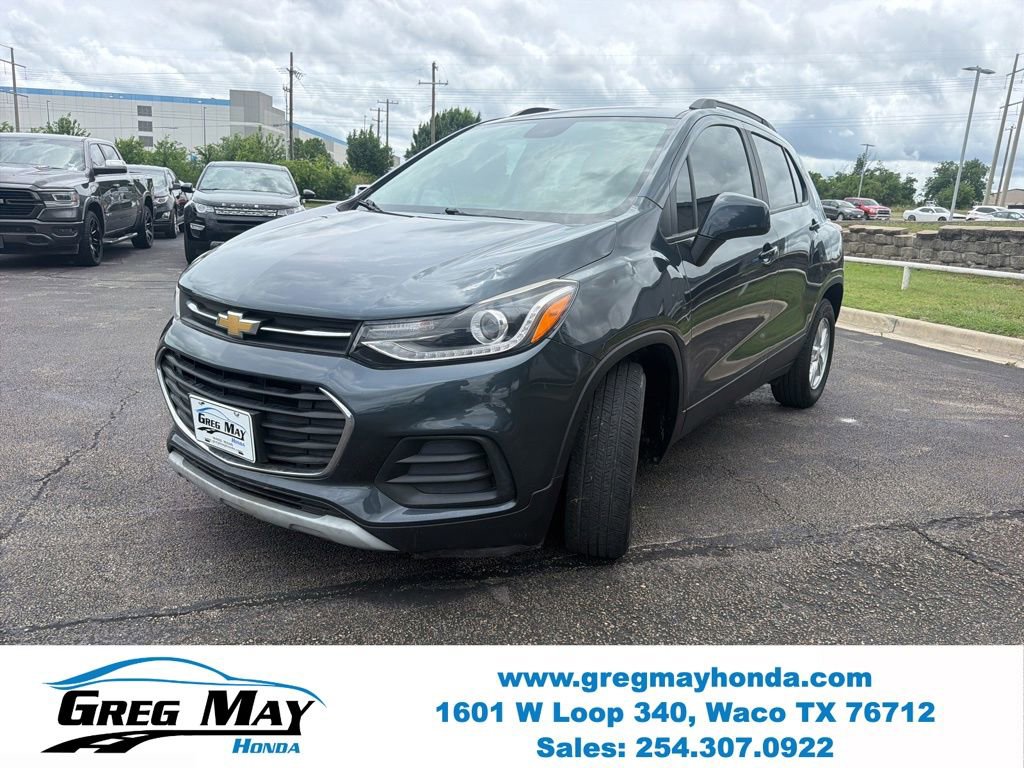 Used 2021 Chevrolet Trax LT w/ Premium Seat Package FWD image 7
