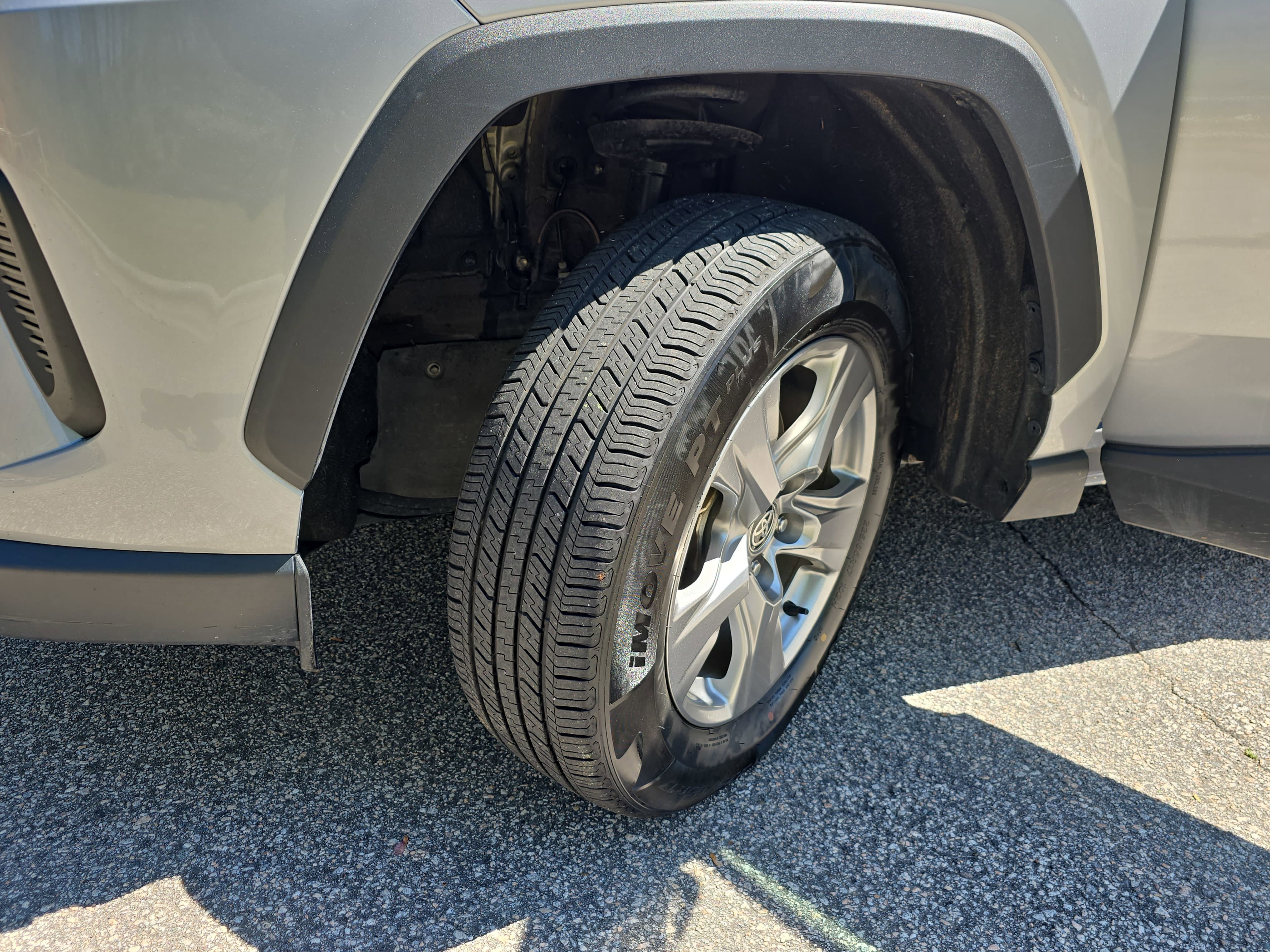 Used 2024 Toyota RAV4 XLE image 30