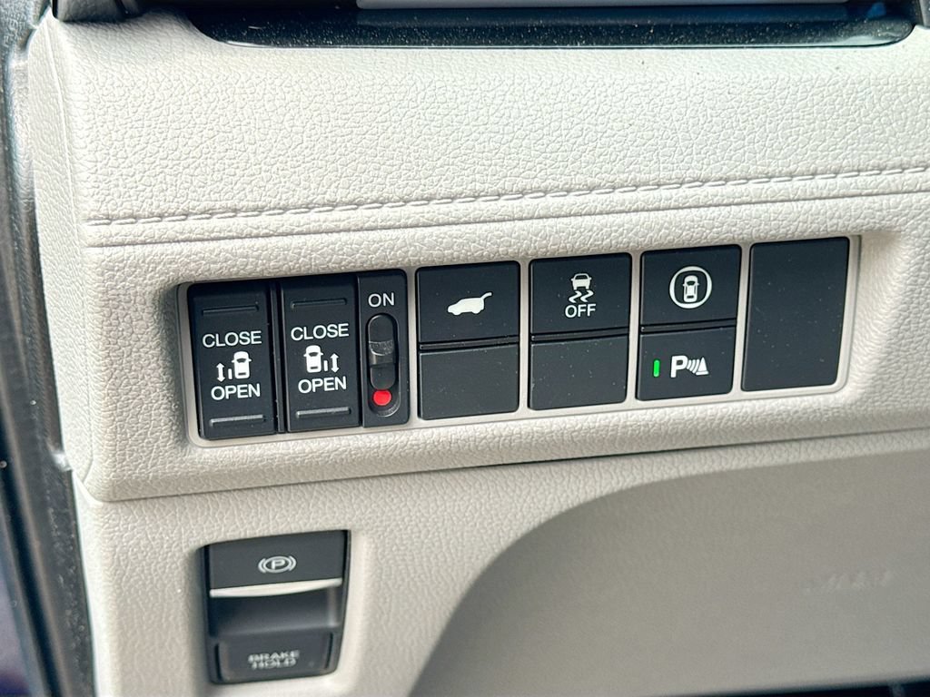 Used 2023 Honda Odyssey Elite image 10