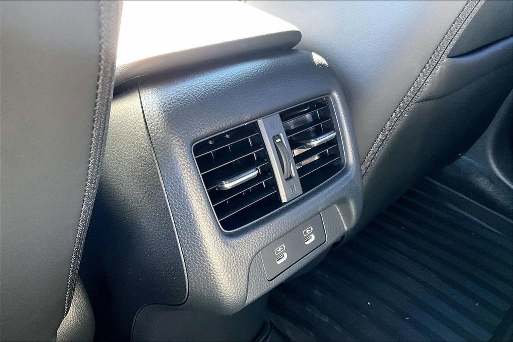 Certified 2025 Acura MDX w/ Technology Package image 33