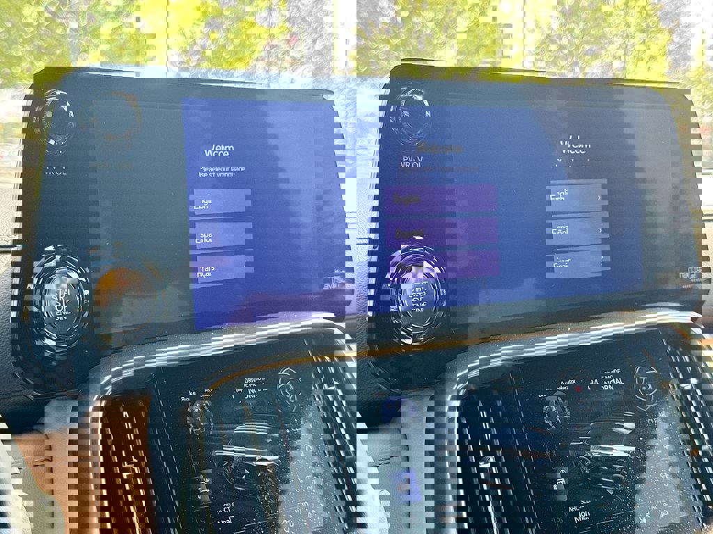 New 2026 Lexus LX 600 4WD w/ Luxury Package image 25