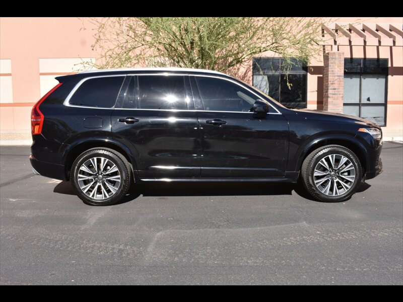 Used 2021 Volvo XC90 T5 Momentum AWD/4WD image 1