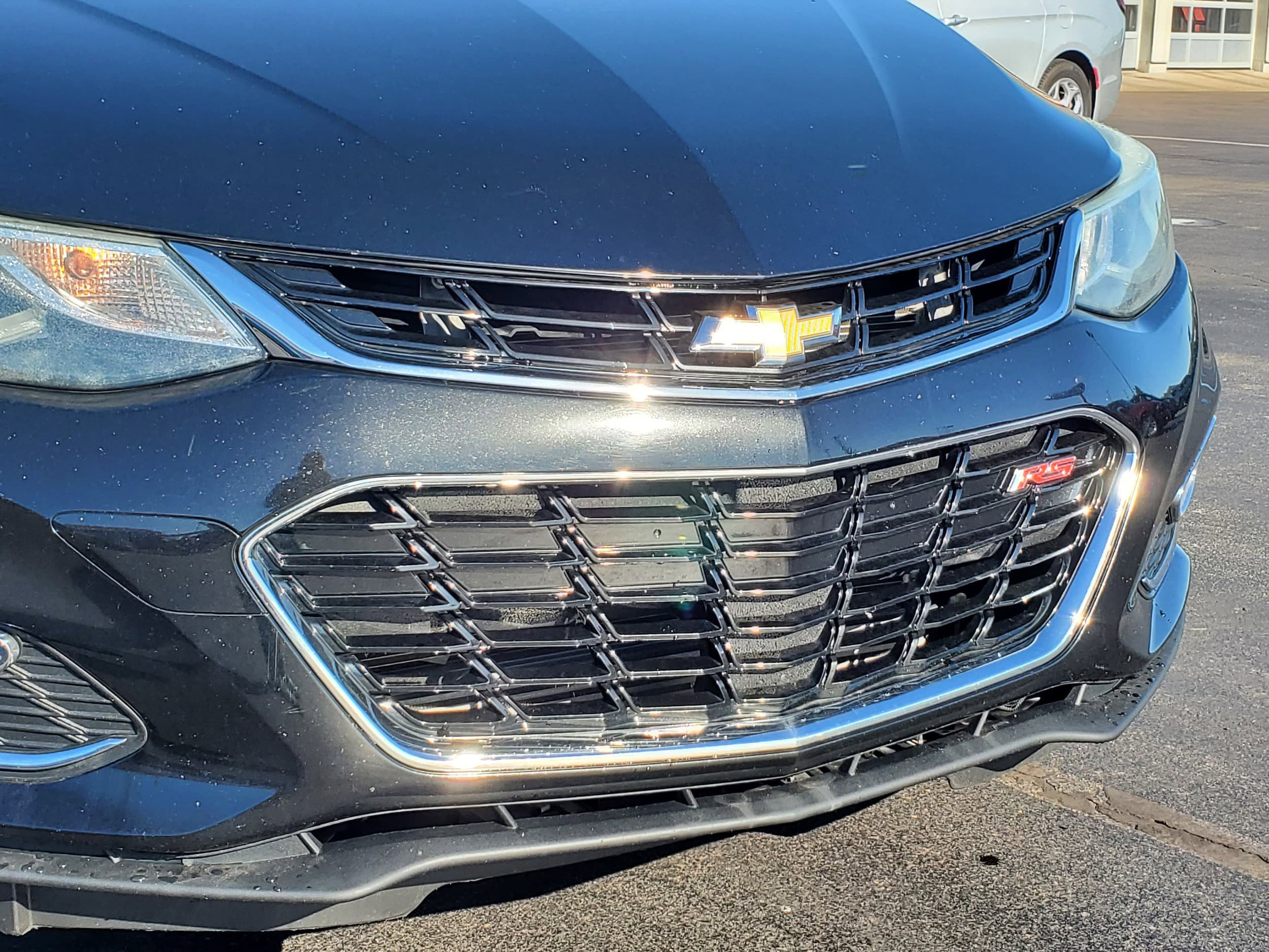 Used 2018 Chevrolet Cruze LT FWD image 7