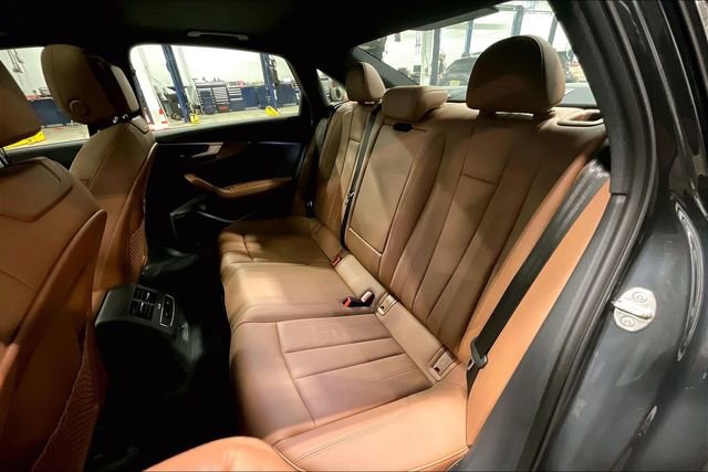 Used 2024 Audi A4 2.0T Premium w/ Convenience Package image 26
