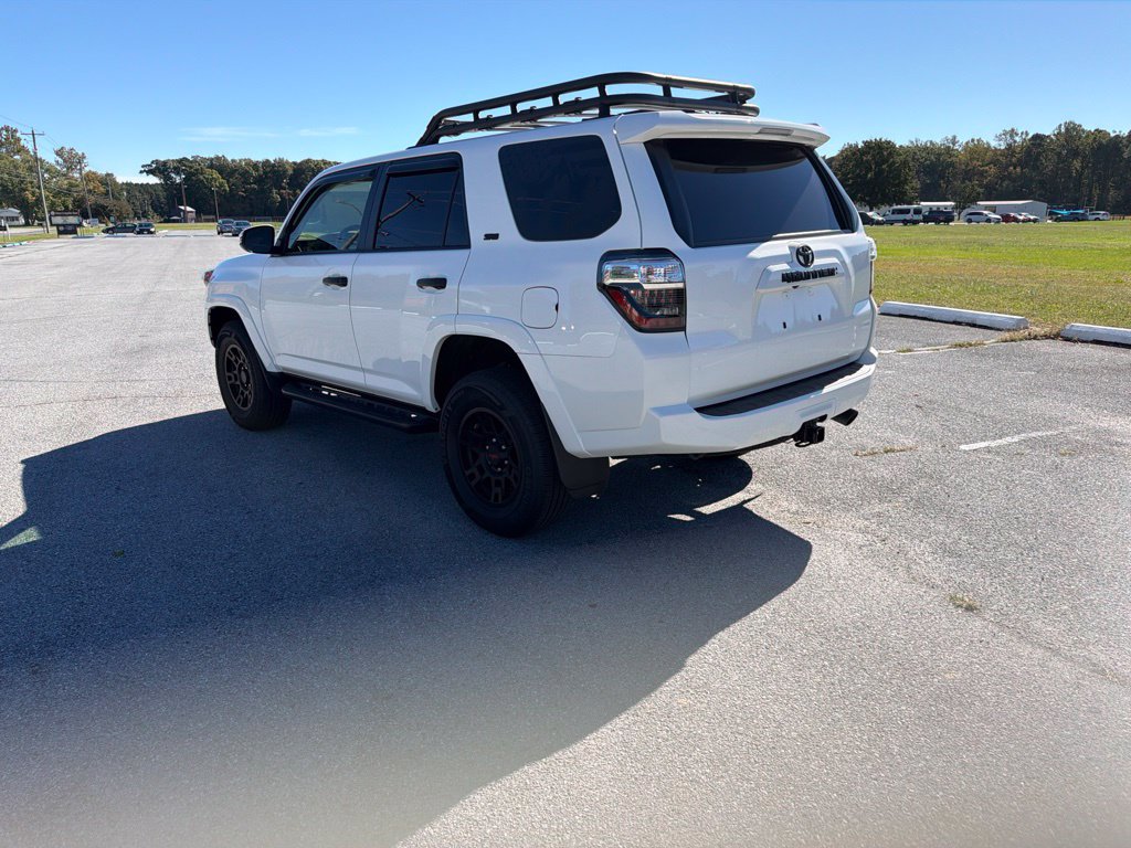 Used 2024 Toyota 4Runner SR5 Premium w/ Moonroof Package AWD/4WD image 6