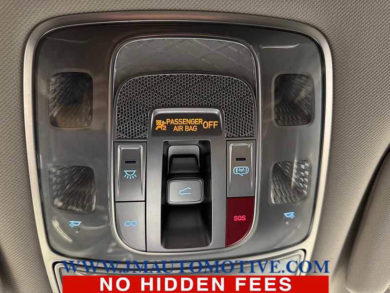 Used 2023 Genesis GV70 2.5T w/ Select Package image 39