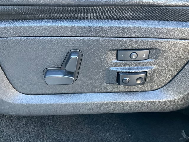 Used 2015 RAM 1500 Laramie image 6