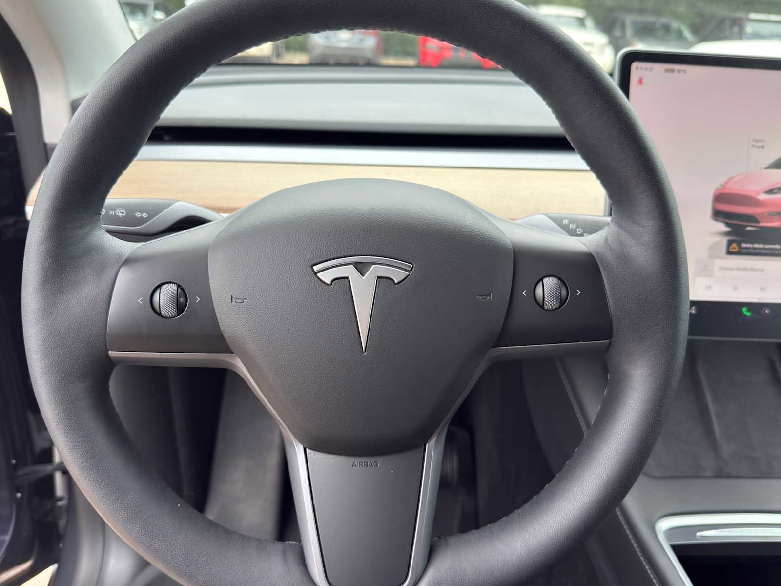 Used 2022 Tesla Model Y Long Range AWD/4WD image 10
