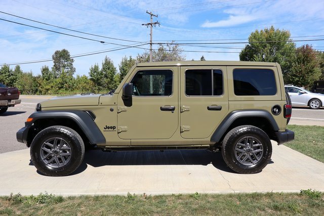 New 2025 Jeep Wrangler Sport S image 30