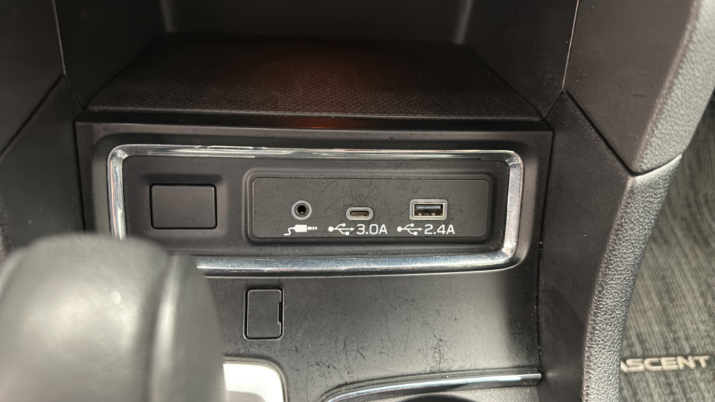 Used 2025 Subaru Ascent Premium AWD/4WD image 18