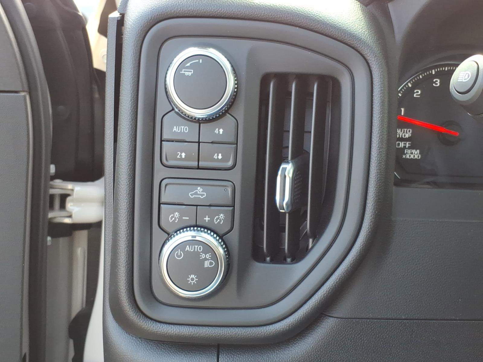 New 2026 GMC Sierra 1500 Pro w/ Graphite Edition image 17