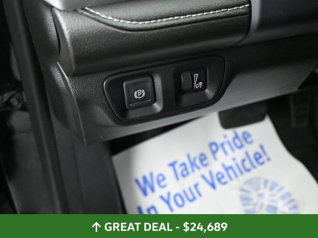 Used 2023 GMC Acadia SLT image 30