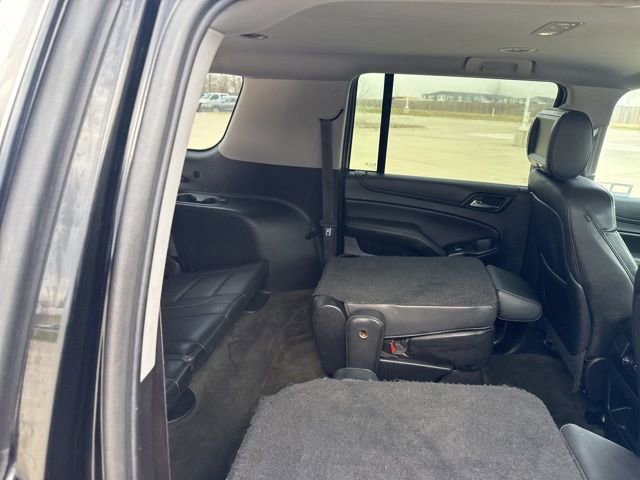 Used 2015 Chevrolet Suburban LT image 23