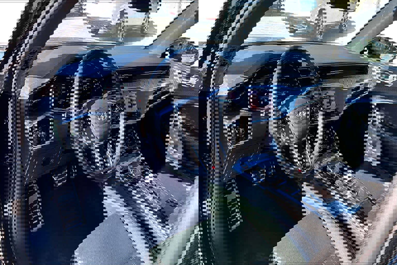 Used 2021 Audi S6 Premium Plus w/ S Sport Package image 17