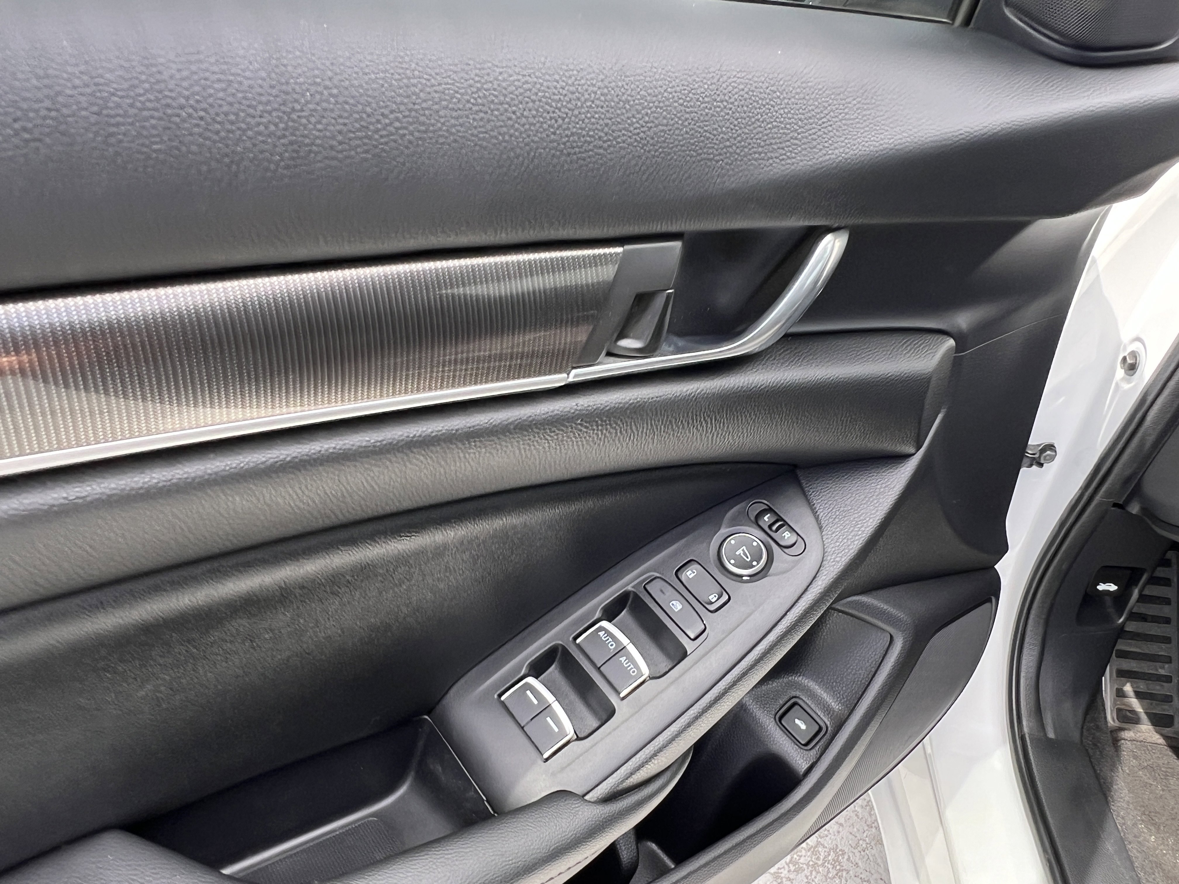 Used 2022 Honda Accord Sport image 23
