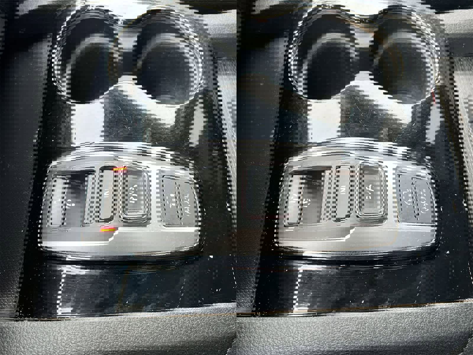 Used 2017 Honda Pilot Touring image 32