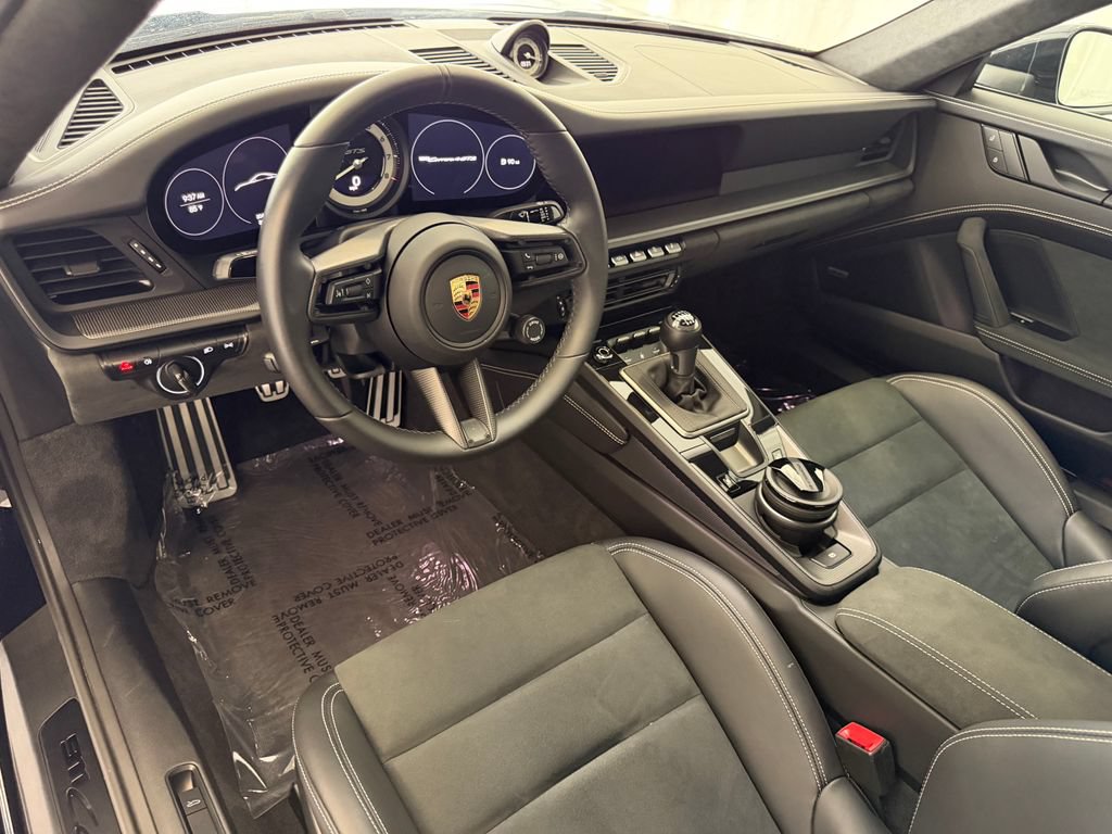 Certified 2024 Porsche 911 Carrera 4 GTS AWD/4WD image 4