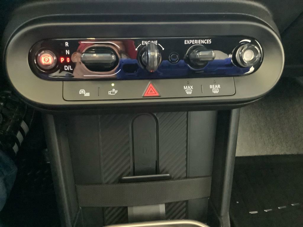 Used 2025 MINI Cooper S image 29