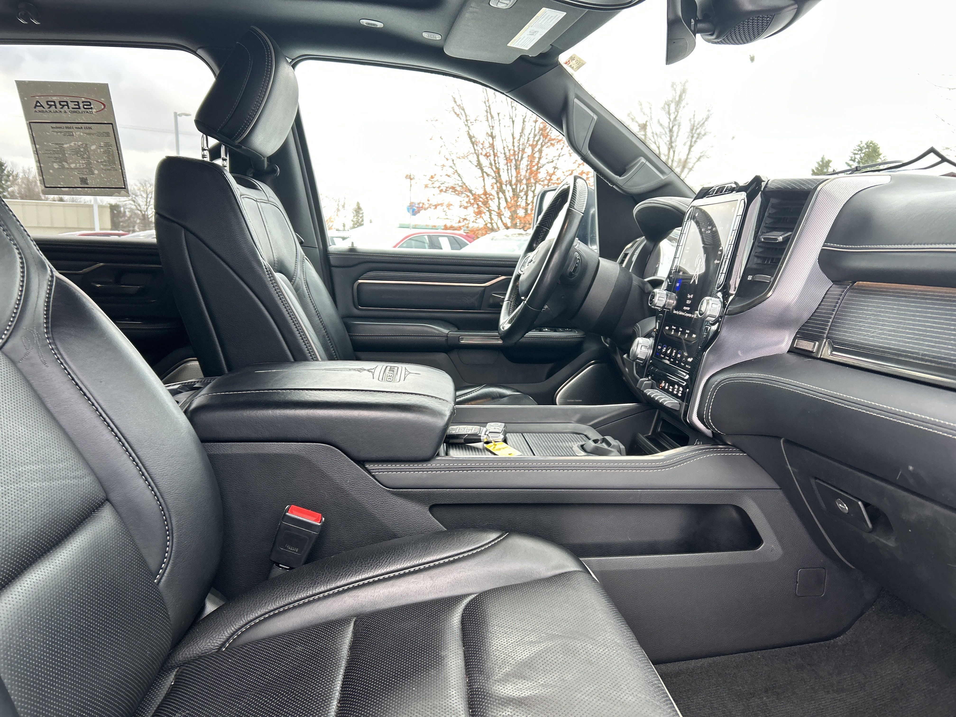 Used 2021 RAM 1500 Limited w/ Night Edition image 10