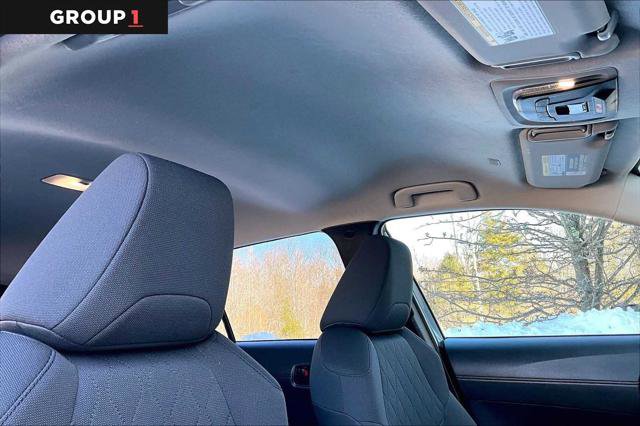 Certified 2022 Toyota Corolla Cross LE image 14