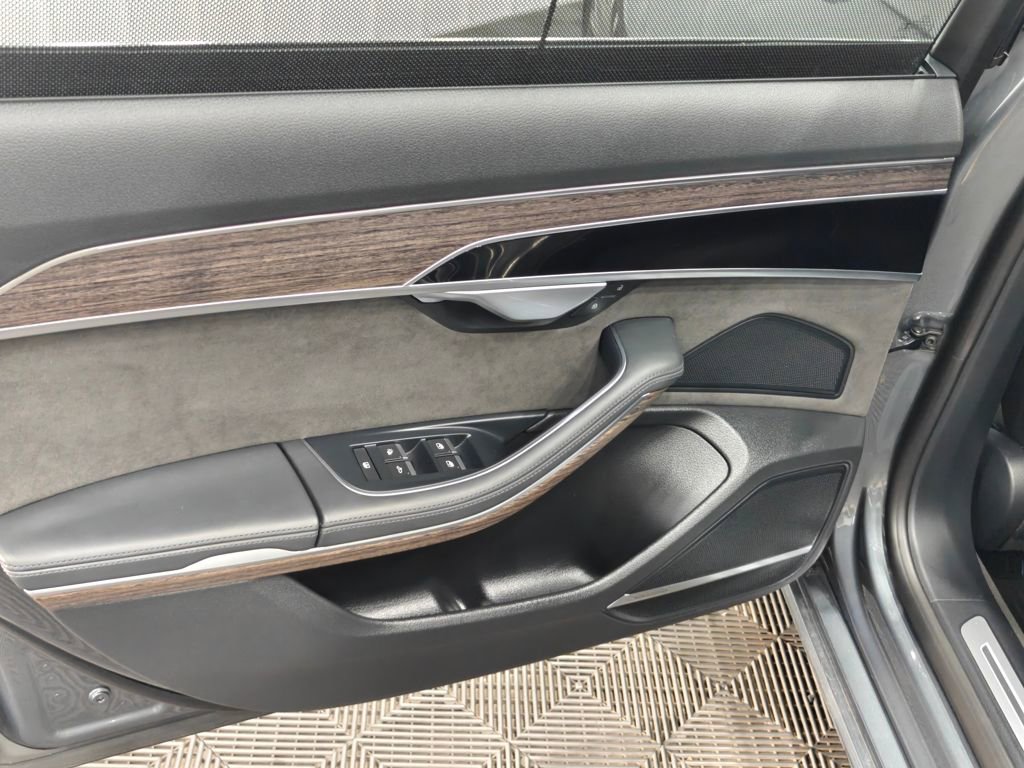 Used 2021 Audi A8 L 3.0T w/ Executive Plus Package image 72
