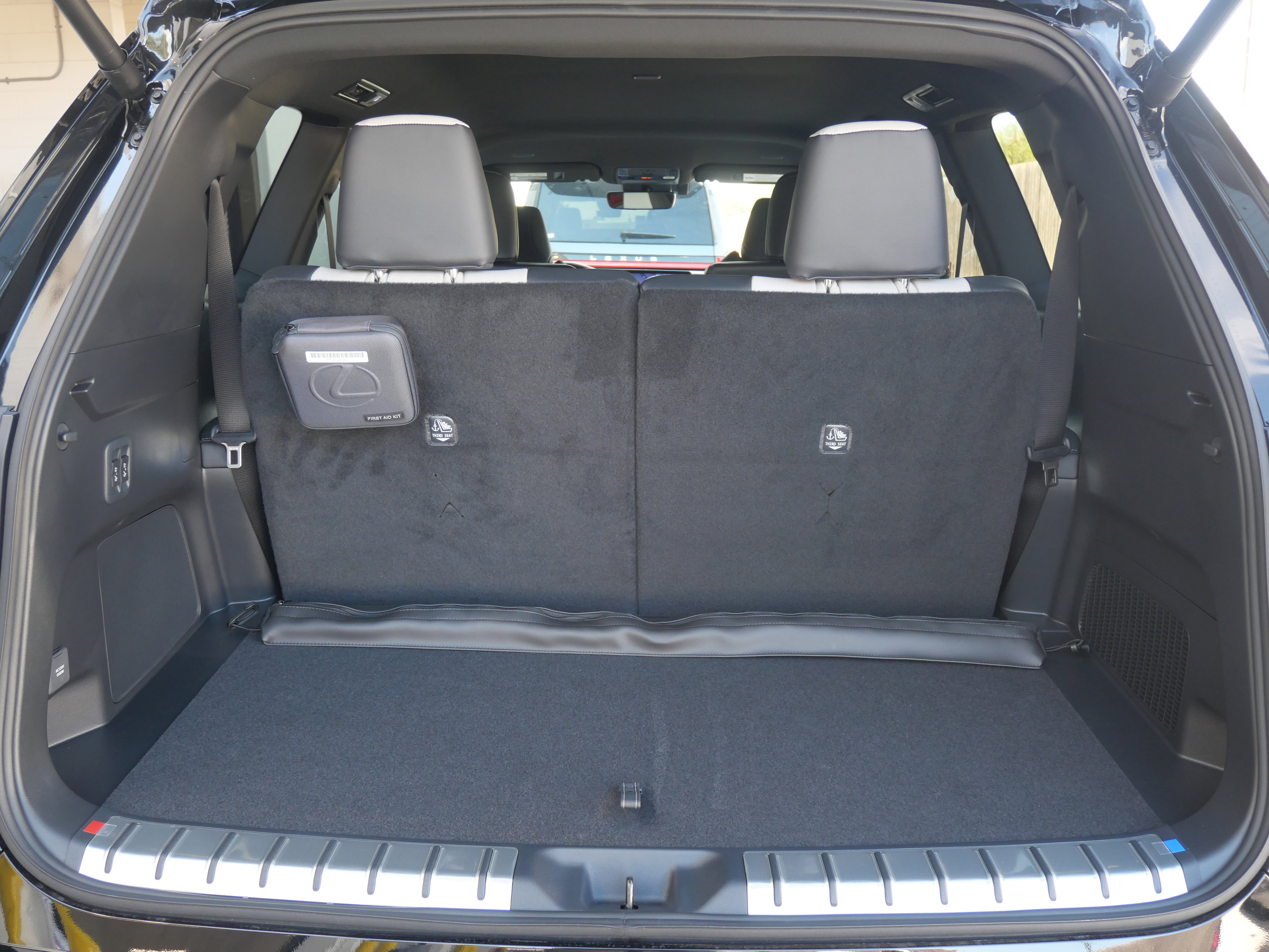 Used 2025 Lexus TX 500h AWD image 8