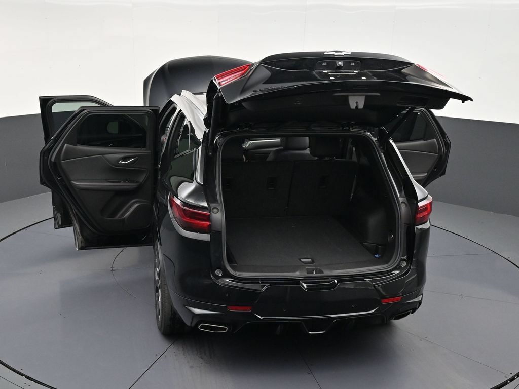Used 2024 Chevrolet Blazer RS w/ Enhanced Convenience Package FWD image 32