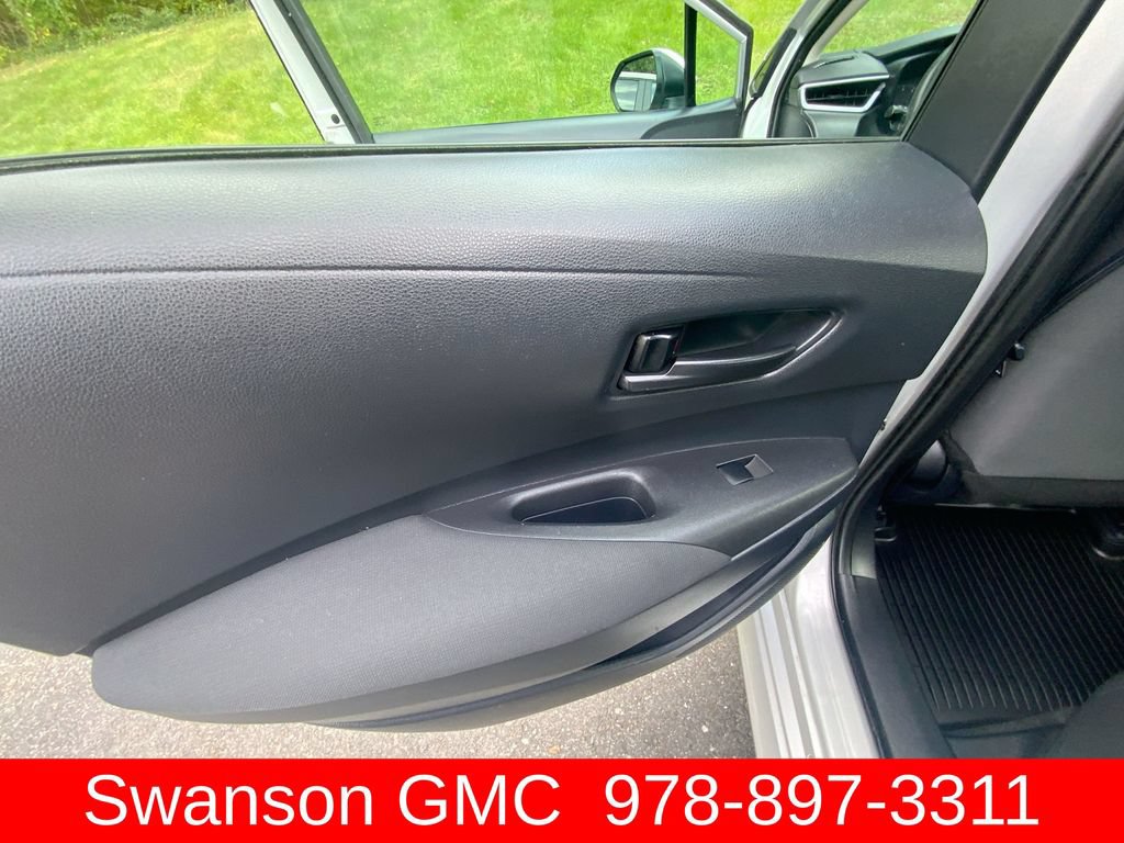 Used 2024 Toyota Corolla LE FWD image 30