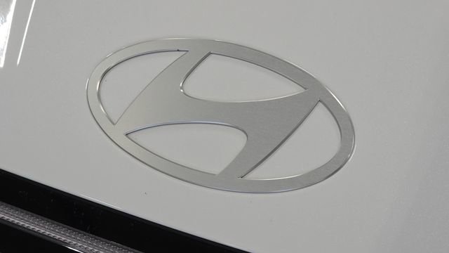 Certified 2025 Hyundai Sonata SEL AWD/4WD image 37
