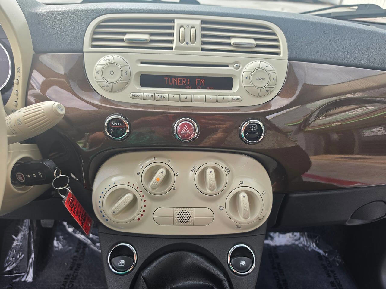 Used 2015 FIAT 500 Pop image 30