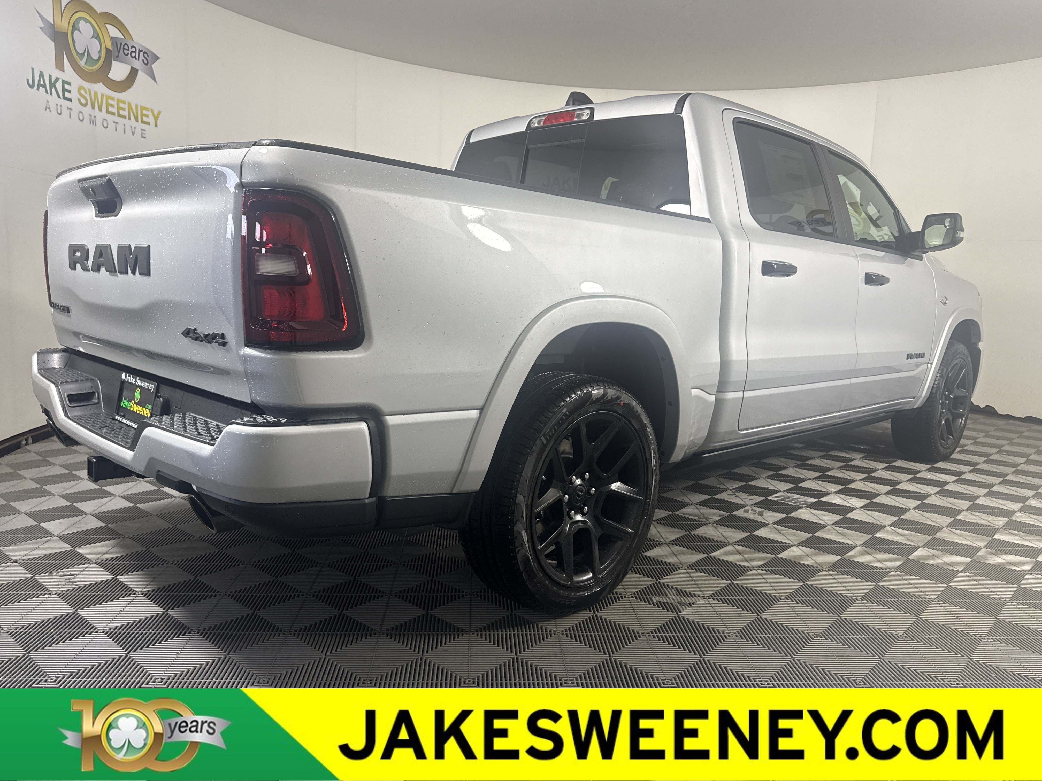 New 2026 RAM 1500 Laramie w/ Night Edition AWD/4WD image 10