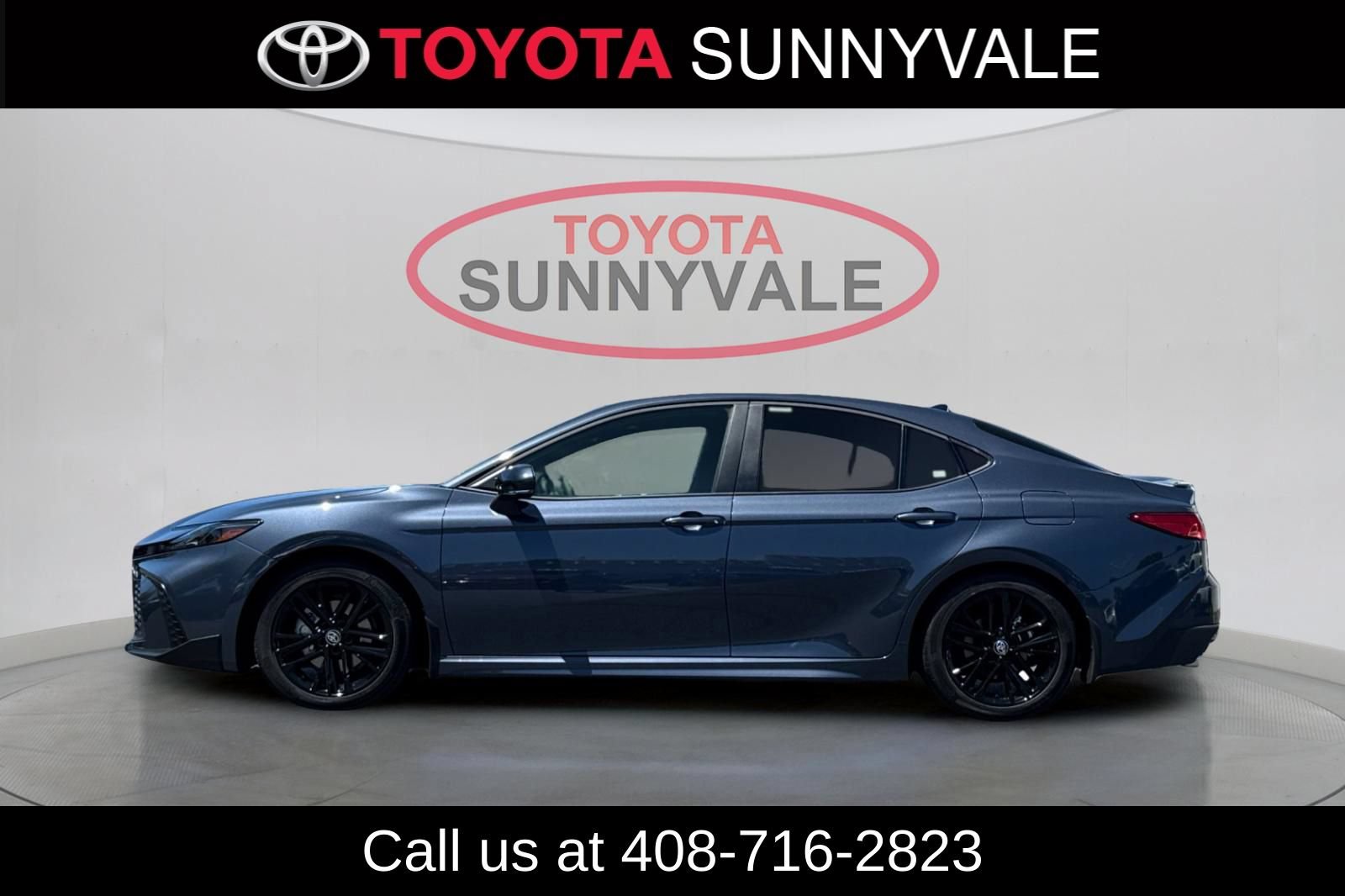 Used 2026 Toyota Camry SE w/ Multimedia Upgrade Package FWD image 6