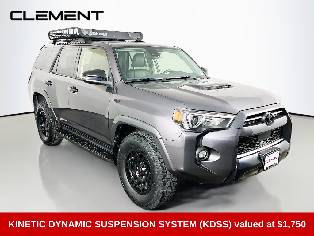 Used 2021 Toyota 4Runner Venture AWD/4WD image 3