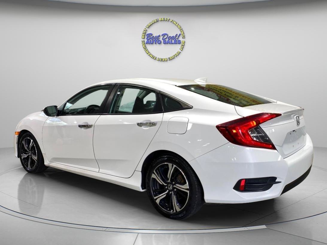 Used 2016 Honda Civic Touring image 3