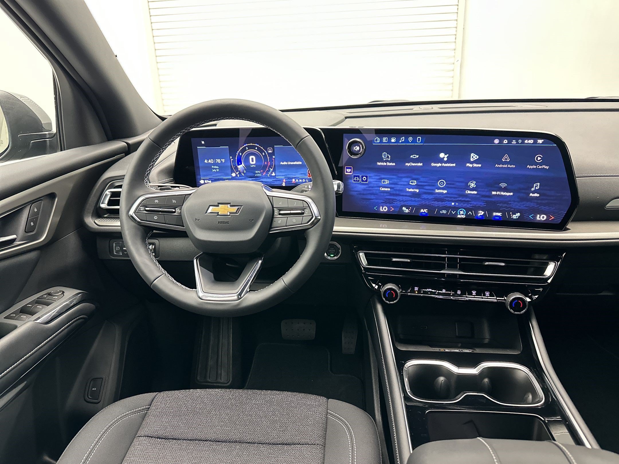 New 2026 Chevrolet Traverse LT w/ Driver Confidence Package AWD/4WD image 4