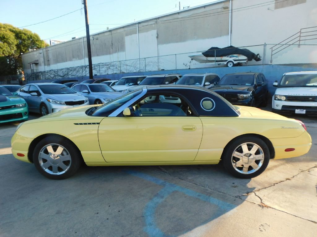Used 2002 Ford Thunderbird image 4