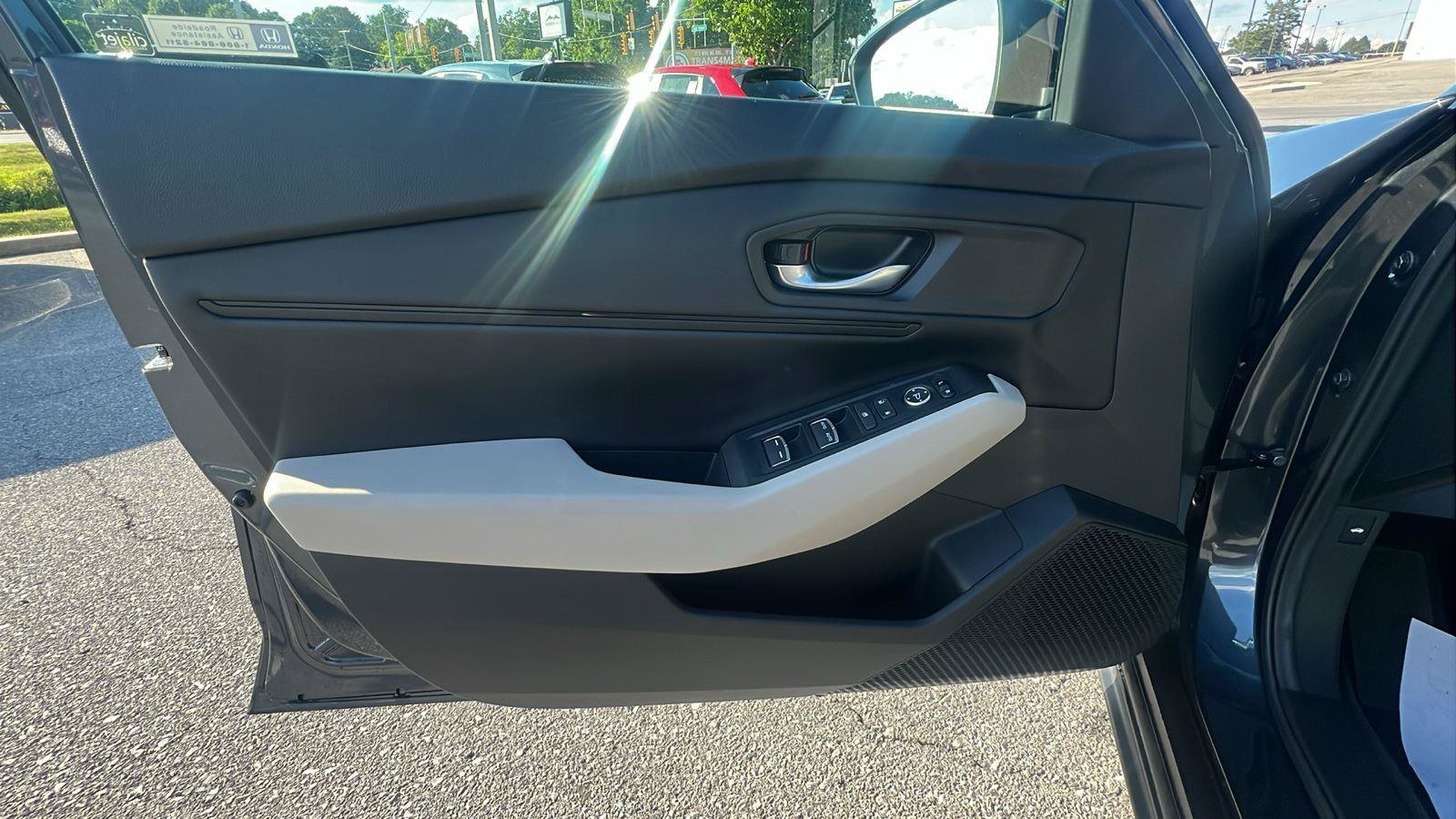 Used 2025 Honda Accord SE image 22