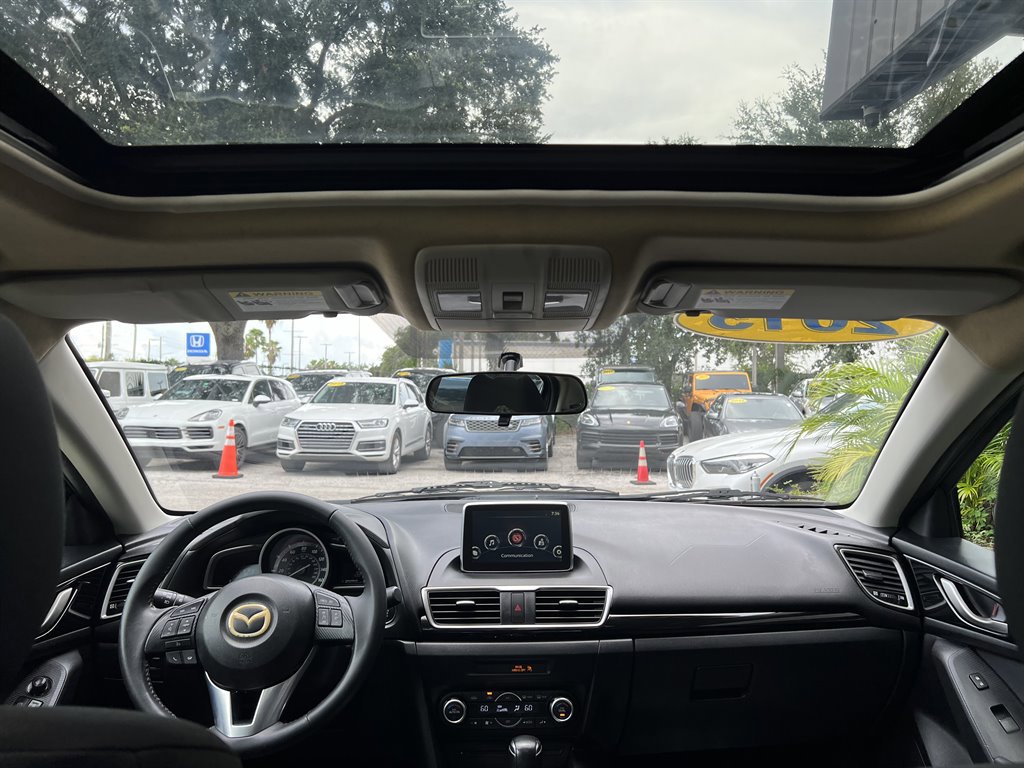 Used 2015 MAZDA MAZDA3 i Touring w/ Technology Package image 19