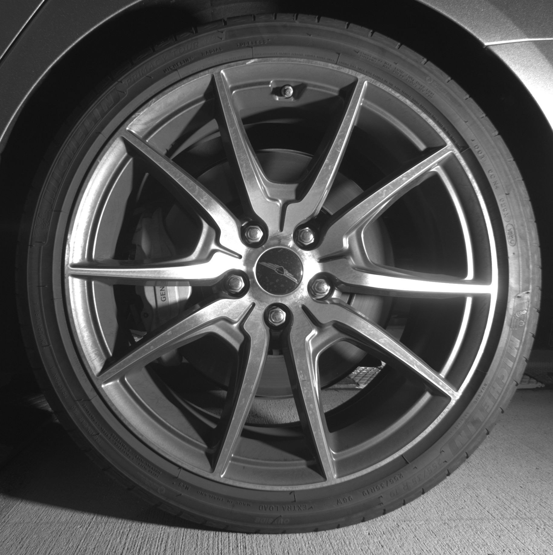 Used 2025 Genesis G70 2.5T image 14