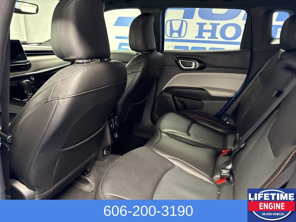 Used 2023 Jeep Compass Limited AWD/4WD image 16