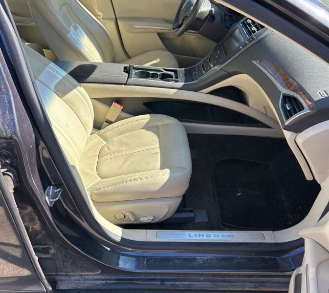 Used 2014 Lincoln MKZ Hybrid w/ Equipment Group 202A Reserve image 11