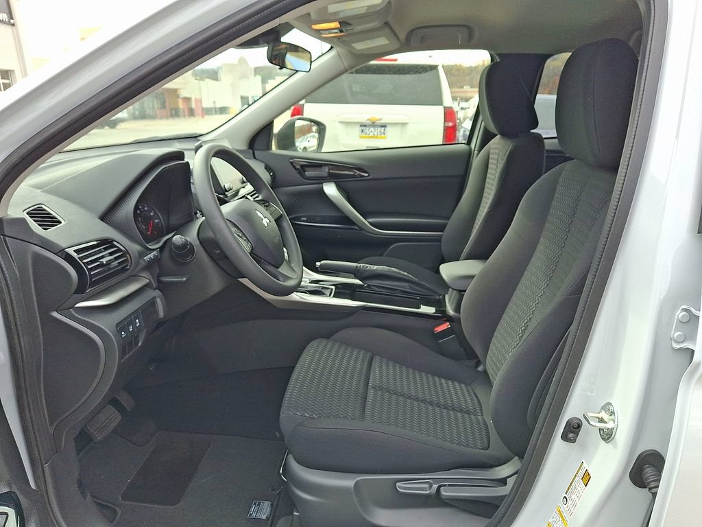 New 2026 Mitsubishi Eclipse Cross LE AWD/4WD image 6