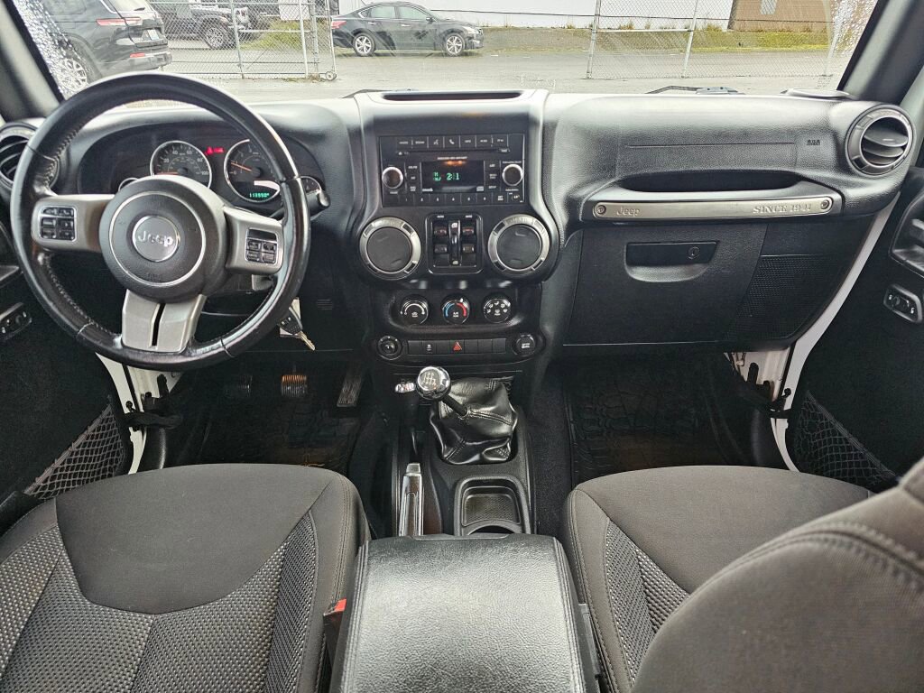 Used 2016 Jeep Wrangler Unlimited Sport image 16