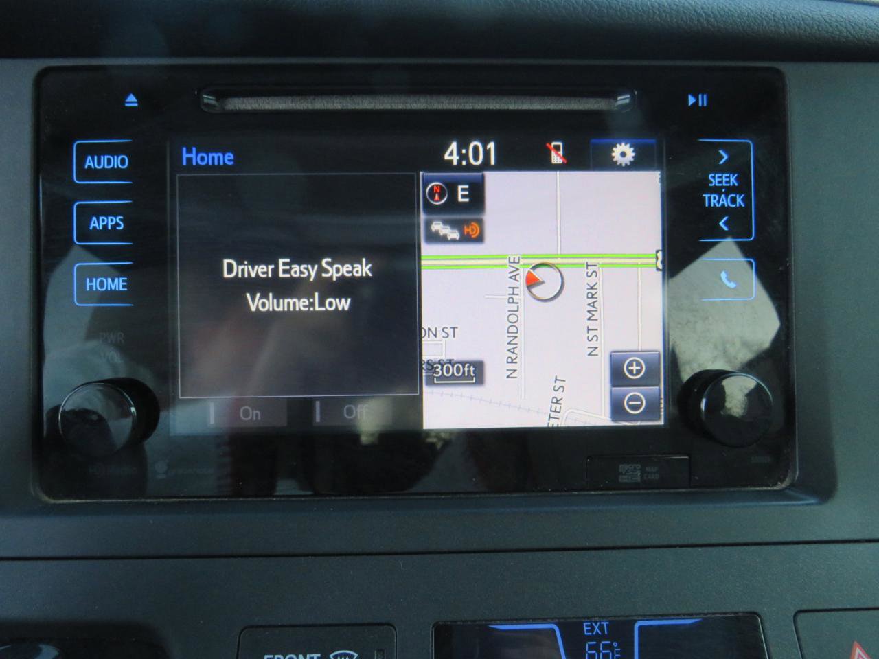 Used 2015 Toyota Sienna XLE w/ XLE Navigation Package FWD image 15