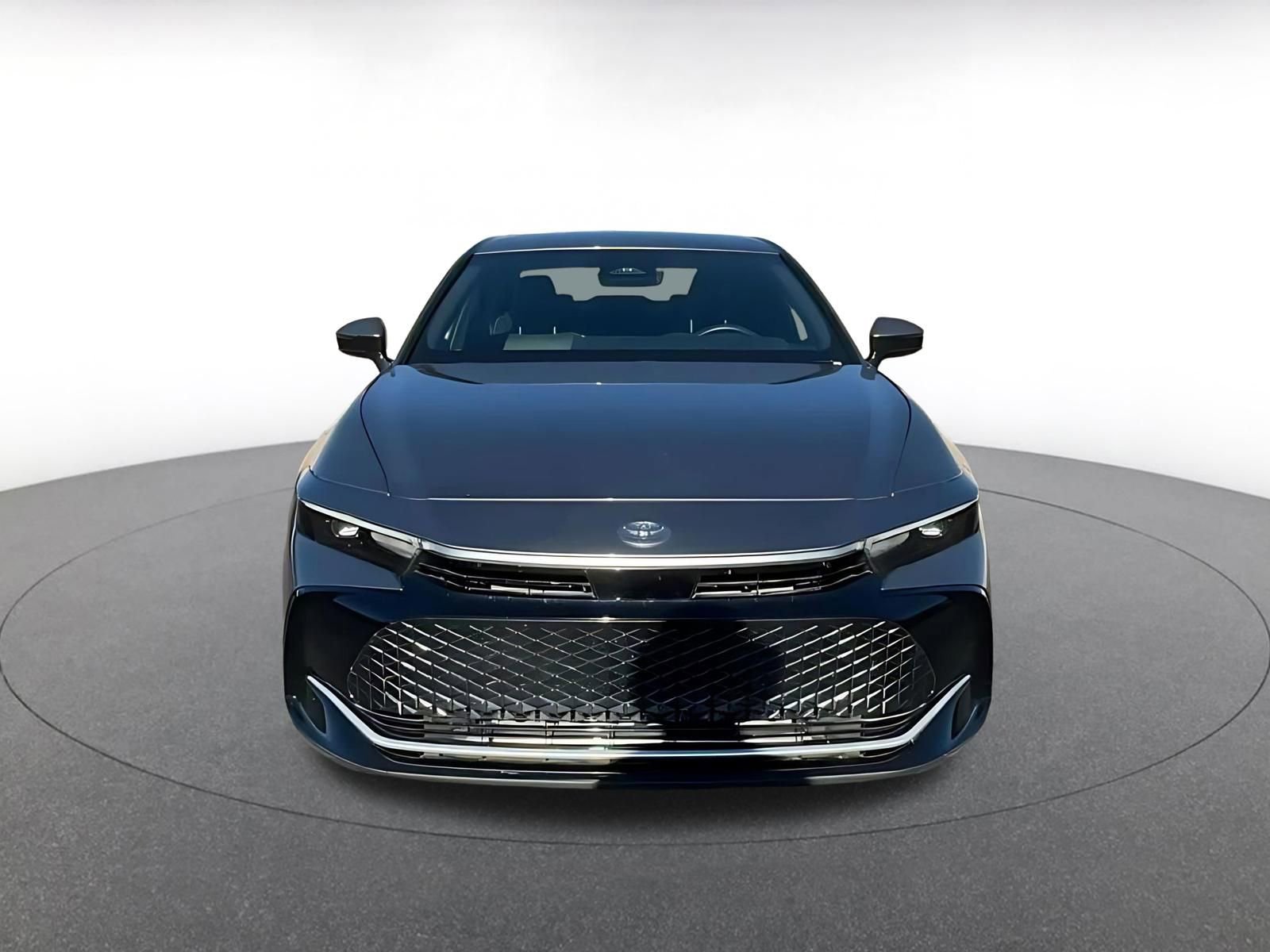 Used 2025 Toyota Crown XLE image 7