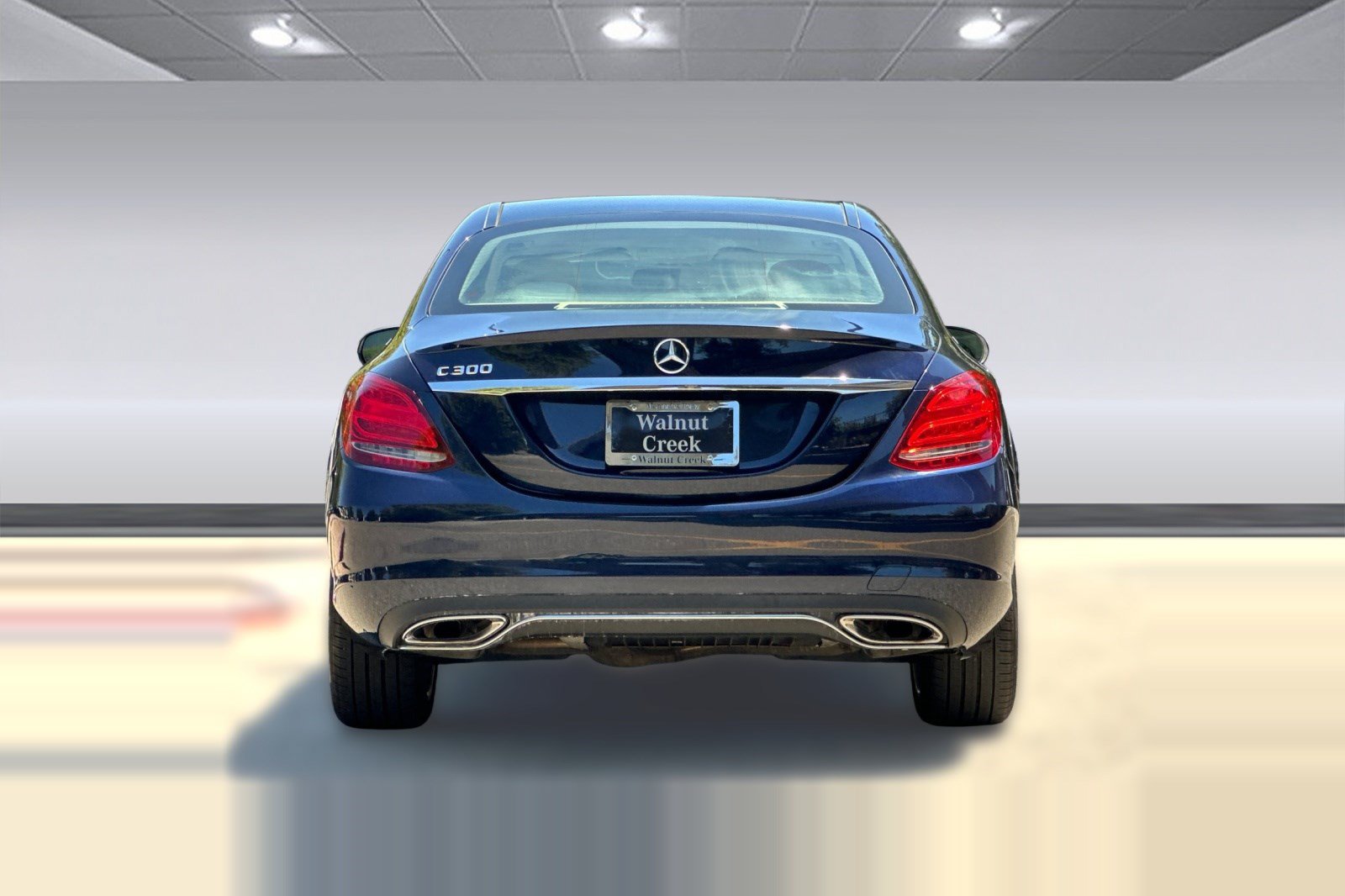 Used 2016 Mercedes-Benz C 300 Sedan image 9