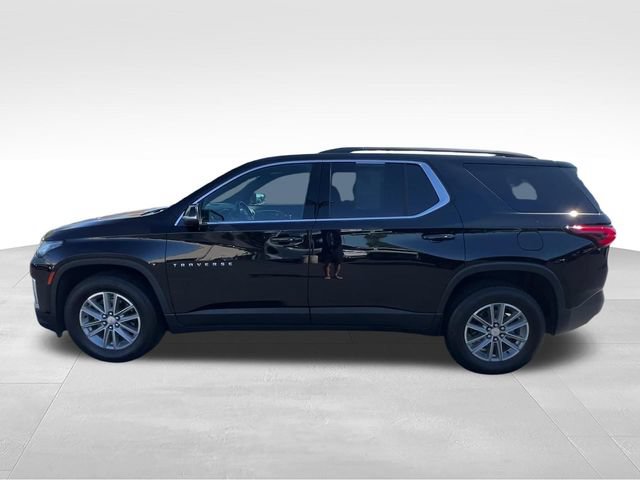 Used 2023 Chevrolet Traverse LT FWD image 3