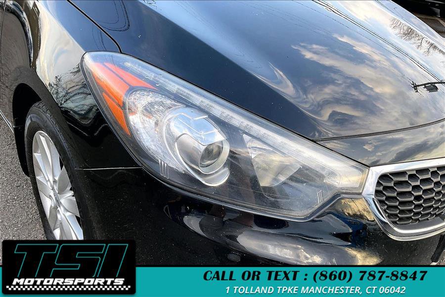 Used 2014 Kia Forte EX image 29